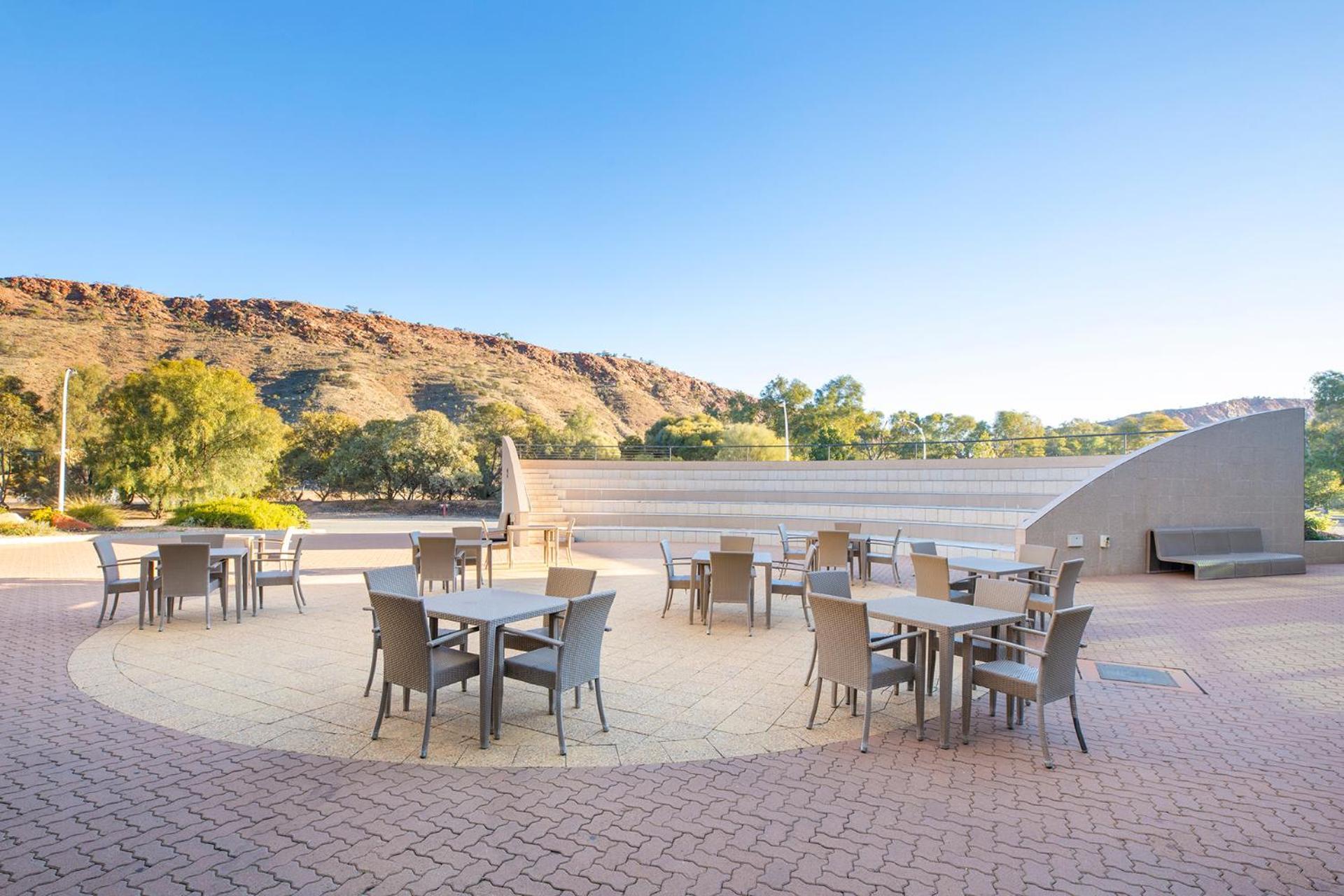 Crowne Plaza Alice Springs Lasseters, An Ihg Hotel Dış mekan fotoğraf